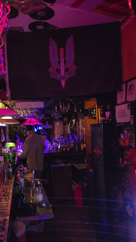 Av. 6a Nte. #24-22, Santa Monica, Cali, Valle del Cauca