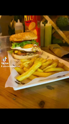 Opinii despre TuRicArepa Venezolana în Garzón - Gastronomía y hostelería