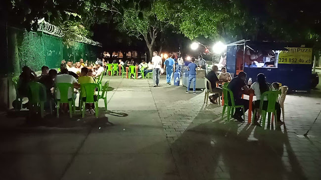 Opinii despre Comidas rápidas Milán pizza în Valledupar - Gastronomía y hostelería
