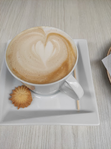 Opinii despre Mosttaza café y repostería în Apartadó - Gastronomía y hostelería