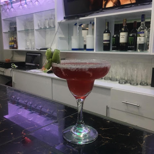 Comentarii opinii despre CHILIS SPORT RESTAURANTE BAR