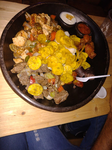 Comentarii opinii despre Moys