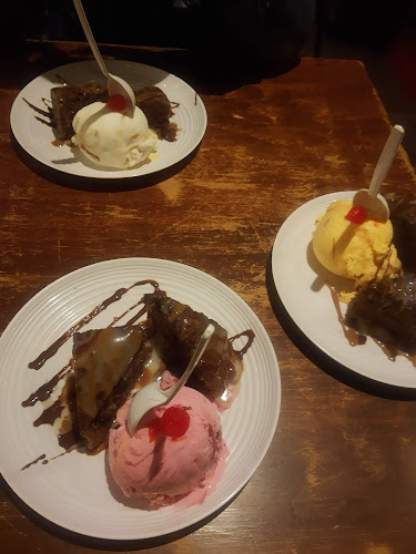 Opinii despre London Coffee Cafe Pamplona în Pamplona - Gastronomía y hostelería