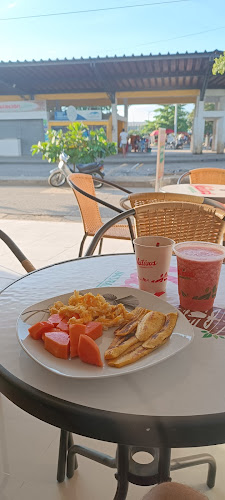 NATIVOS CERETÉ Bebidas y Alimentos