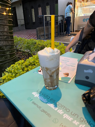 Emoti Gelato y Café - Gastronomía y hostelería