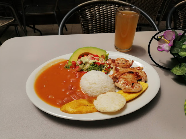 Mi Tambo Restaurante Bar