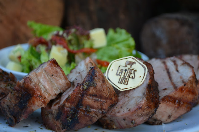 La Tres Uno · Parrilla