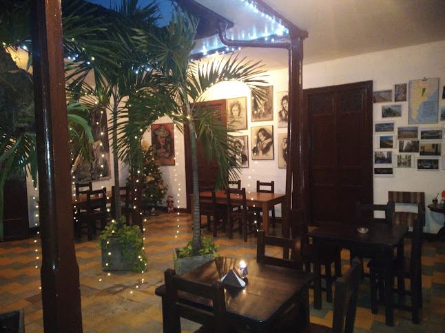 RESTAURANTE COSTUMBRES ARGENTINAS