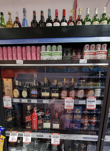 Comentarii opinii despre Tropicana Sunset Disco Bar, Fast Food y Licores