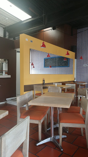 Parqueadero los Tres Elefantes Pasadena, Carrera 53 No. 102 A - 77 Local 203, Bogotá