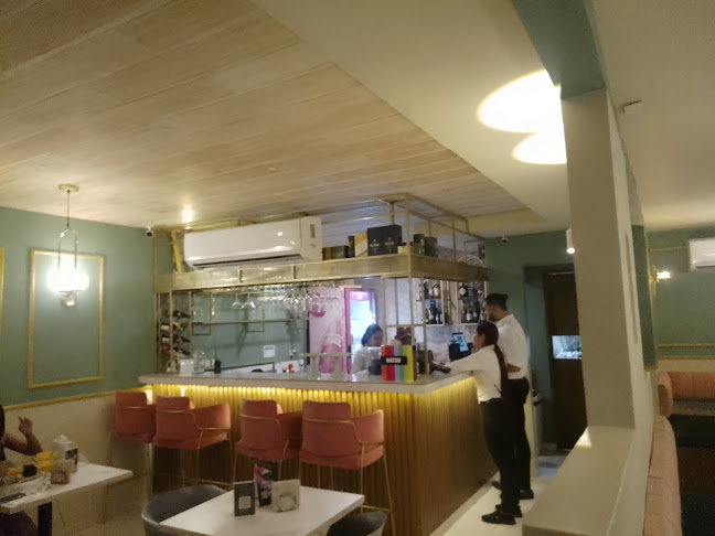 Comentarii opinii despre Massai Food & Drinks