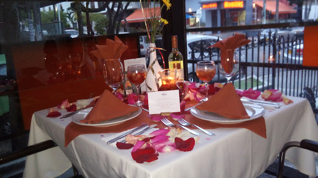 Opinii despre Solsticio Restaurante în Cali - Gastronomía y hostelería