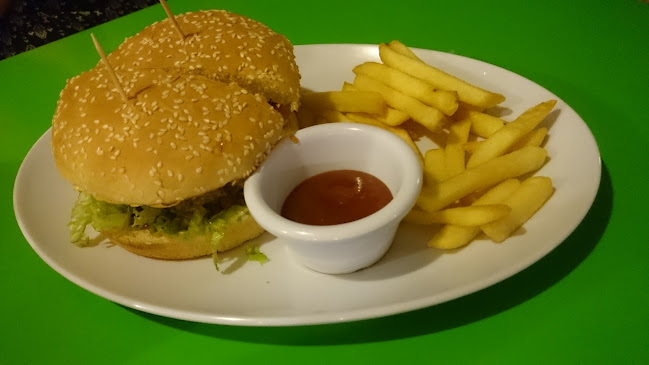 a 17-61, Cra. 3 #17-1, Santa Marta, Magdalena