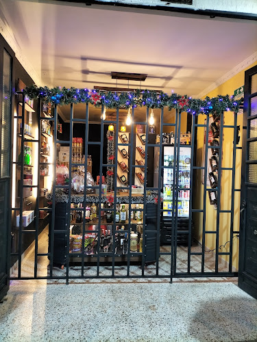 Opinii despre Licorera El Gato Negro în Facatativá - Gastronomía y hostelería