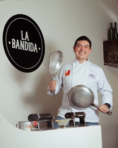 LA BANDIDA Pizzería y cocina Italiana - Pasto