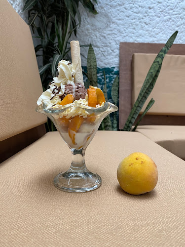 Opinii despre Frutas & Helados La Berraquera în Itagüi - Gastronomía y hostelería