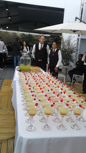 Opinii despre Mojitos bar în Caucasia - Gastronomía y hostelería