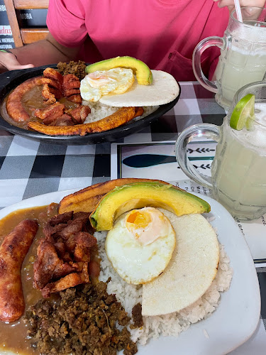 Comentarii opinii despre Restaurante Medellin