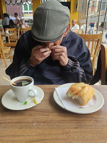 Megapan Panadería y Pastelería Gourmet - Chía