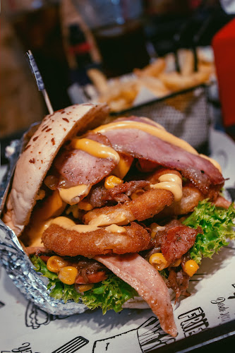 Yagui Burguers - Gastronomía y hostelería