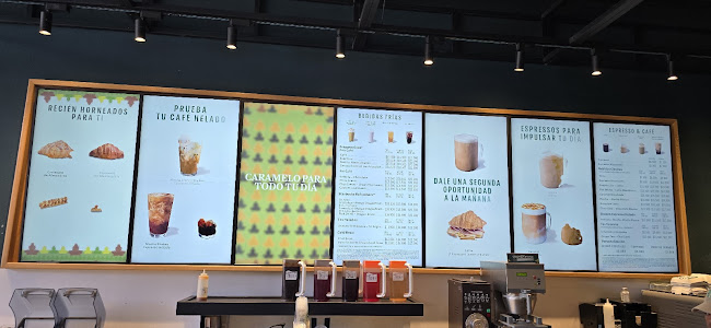 Opinii despre Starbucks Plaza Doral în Barranquilla - Gastronomía y hostelería