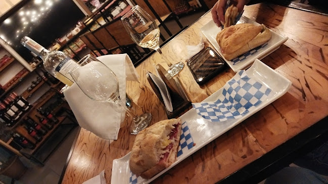 Comentarii opinii despre La Pérgola Wine Market