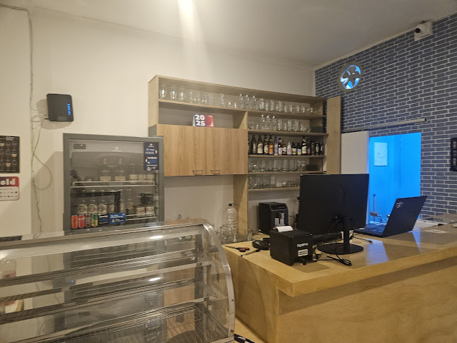 Comentarii opinii despre CRT Cafe & Bar