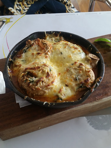 Opinii despre Karen's Pizza în Cali - Gastronomía y hostelería