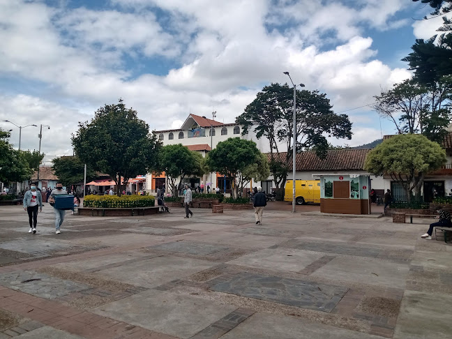 Pescadería El Rincón Tumaqueño - Gastronomía y hostelería