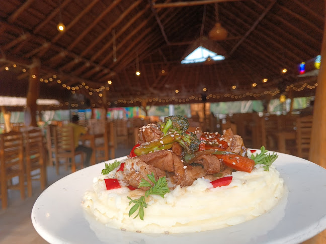 Jhonny Parrilla Gastrobar - Santo Tomás