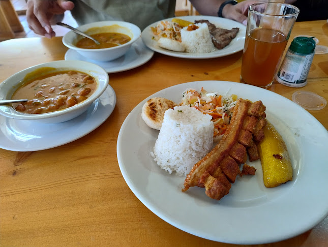 Comentarii opinii despre Restaurante Los Kioskos Sede 1