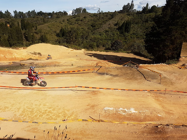 Pista motocross guarne - Guarne