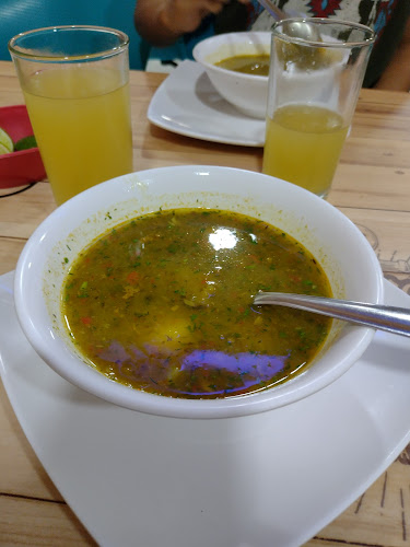 La Barca del Pacifico: Restaurante y Pescaderia - Gastronomía y hostelería