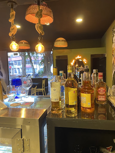 Opinii despre LA CAVA în Florencia - Gastronomía y hostelería