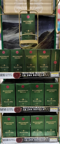 Licores y algo mas la esquina de simon