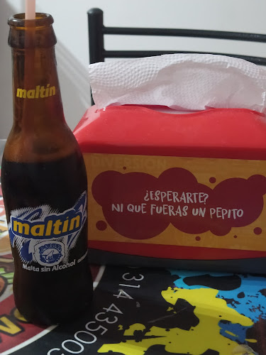 Chamos Burger, Restaurant y Pizzeria. - Gastronomía y hostelería