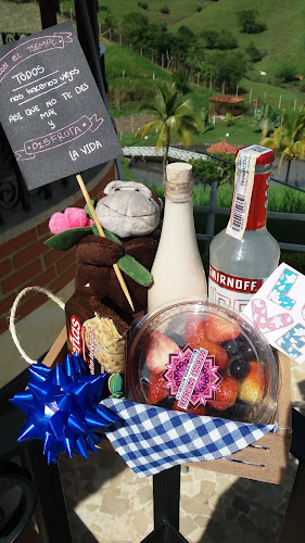 Opinii despre Restaurante La Grúa în Cartago - Gastronomía y hostelería