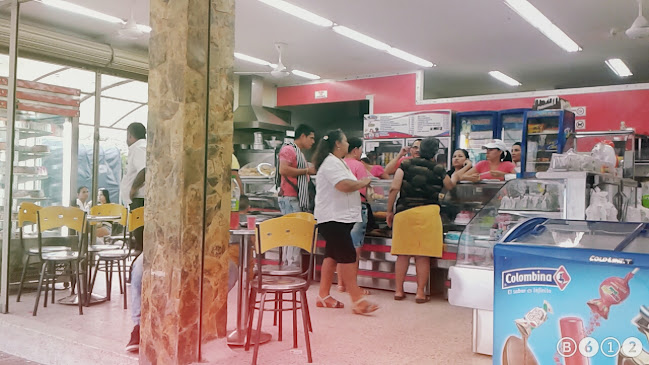 Panadería Y Pasteleria Dulce Manantial