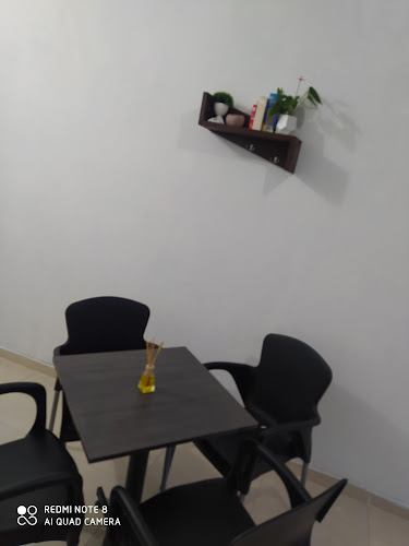 Comentarii opinii despre Eyon's