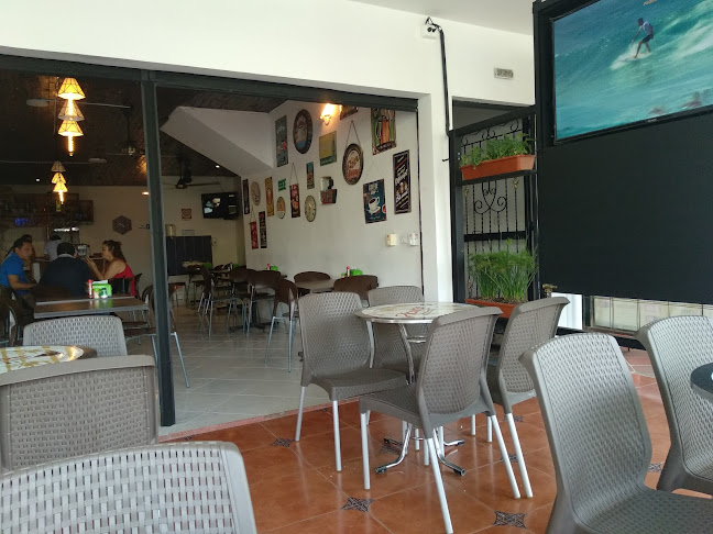 Opinii despre Restaurante Bar Ricuras în Carepa - Gastronomía y hostelería