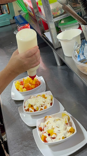 Bulevar Negocios Venta De Salpicon Frutas. Oriilas Rio Tulua.