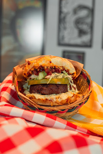 Club Parrilla CH & CH - Gastronomía y hostelería