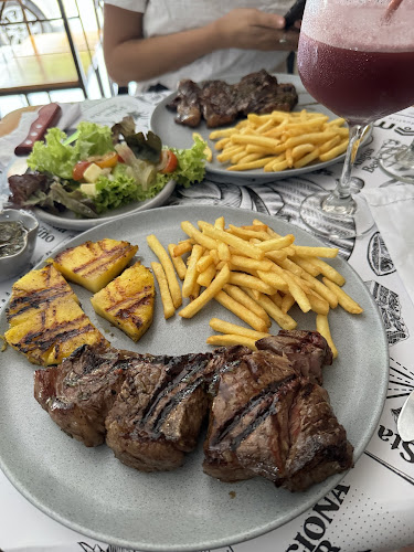 La Tres Uno · Parrilla - Envigado