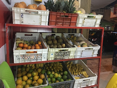Fruteria y Heladería dónde anny
