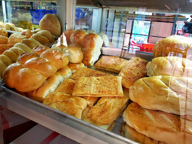PANADERÍA RICO RICO PAN
