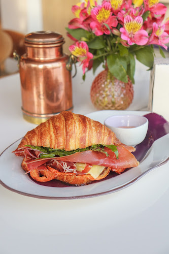 La Bizcochería Bakery & Bistro - Gastronomía y hostelería