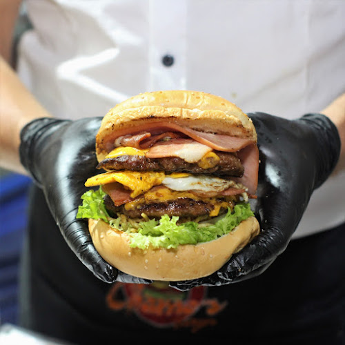 Comentarii opinii despre Chamos Burger, Restaurant y Pizzeria.