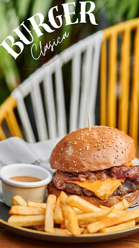 La Burguesería Villa del Prado - Gastronomía y hostelería