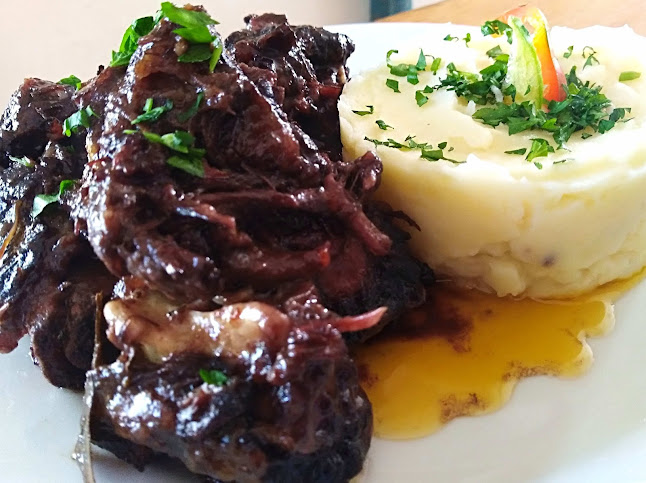 RESTAURANTE ESPAÑOL El Petit 13/72 - Gastronomía y hostelería