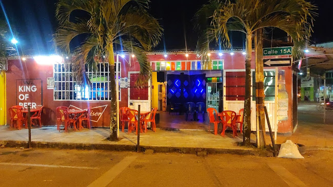 MArtín Club Licorera Bar